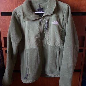 Women’s Green North Face Jacket